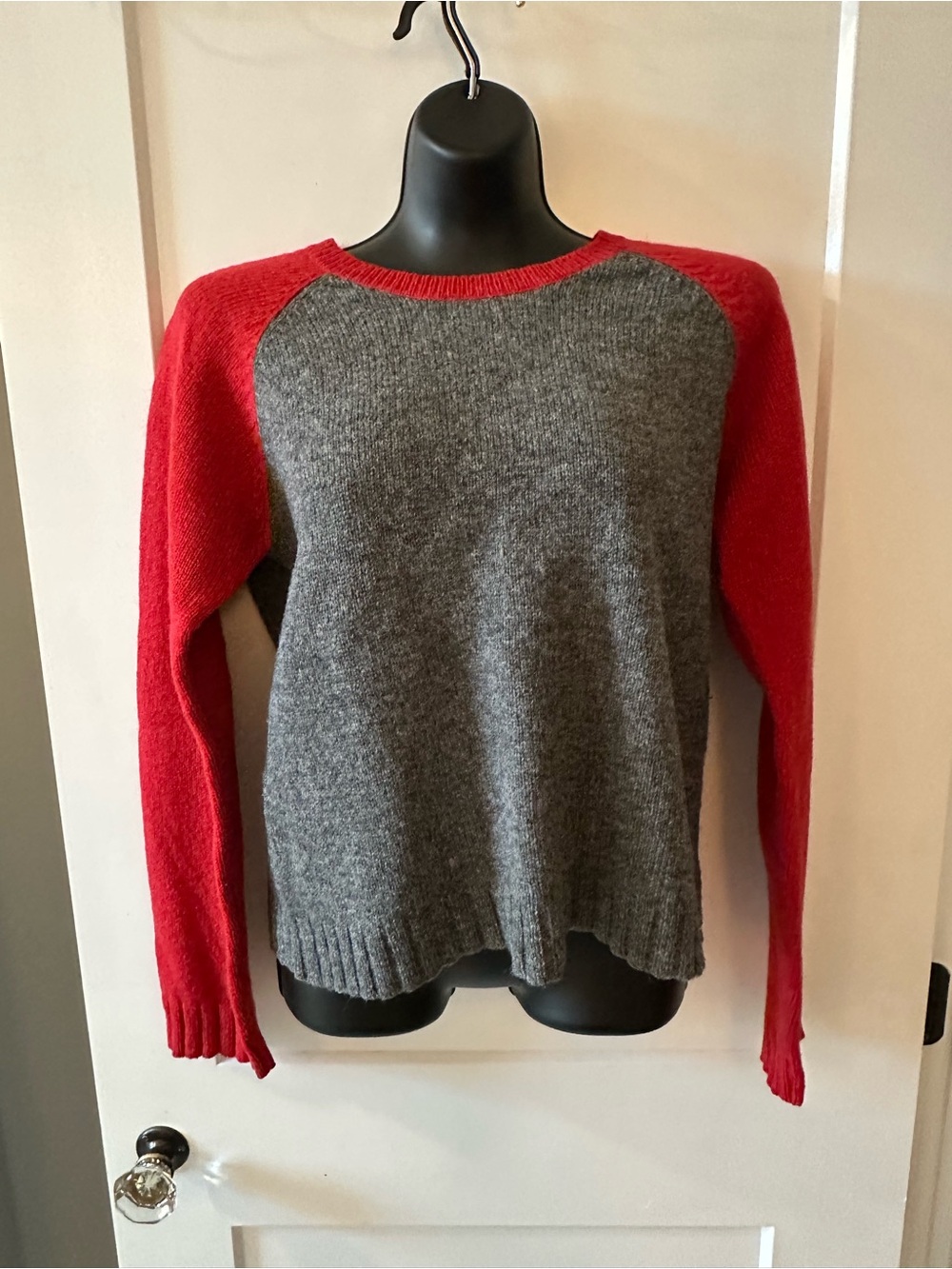dELiA*s Large Gray Body with Red Raglan Sleeve Crewneck Sweater